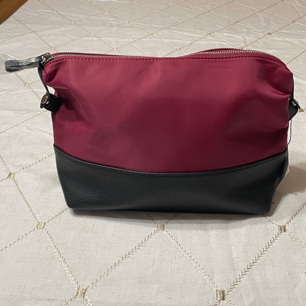 NWT Brouk & Co Morrison Toiletry Bag